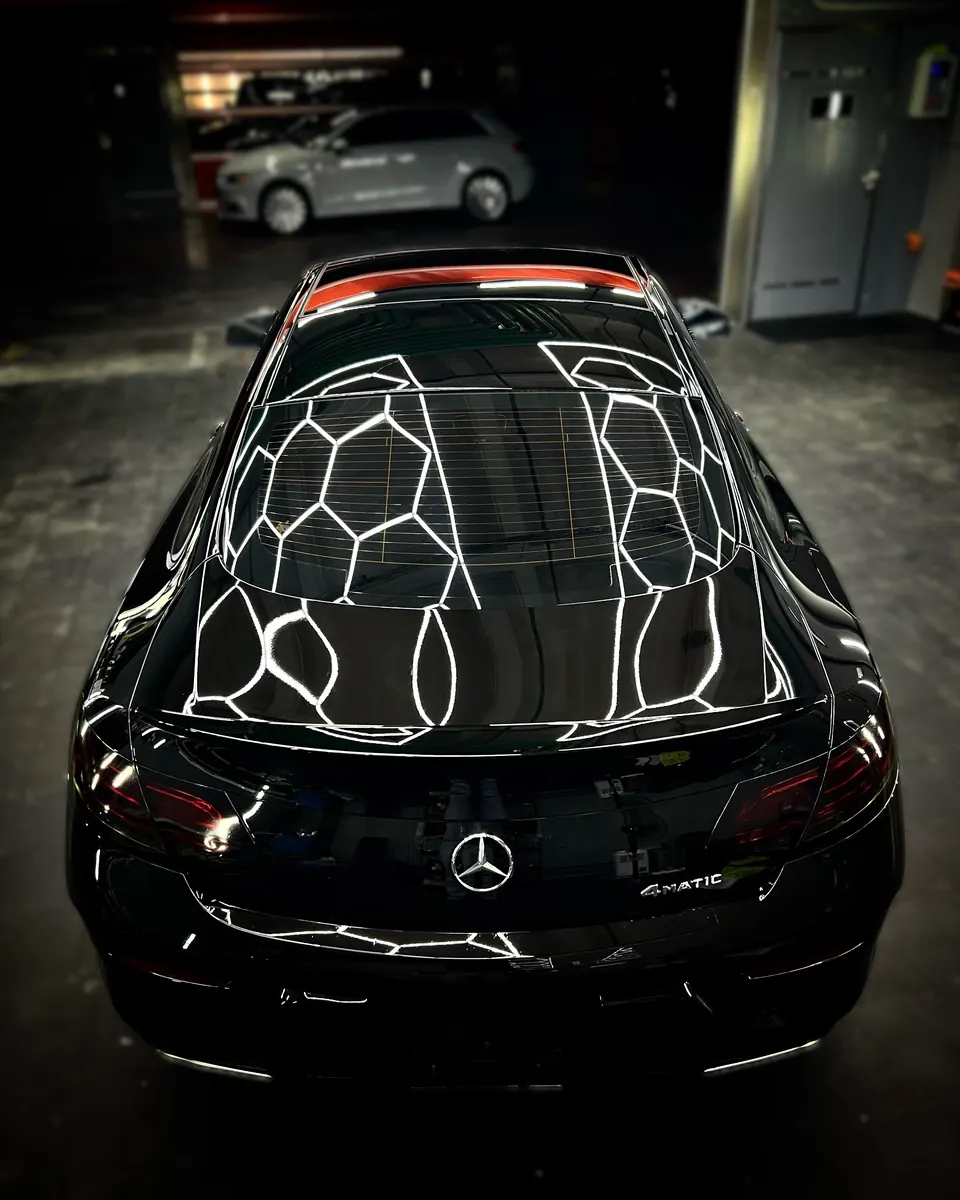 Mercedes C Coupe, корма и тонированное заднее стекло